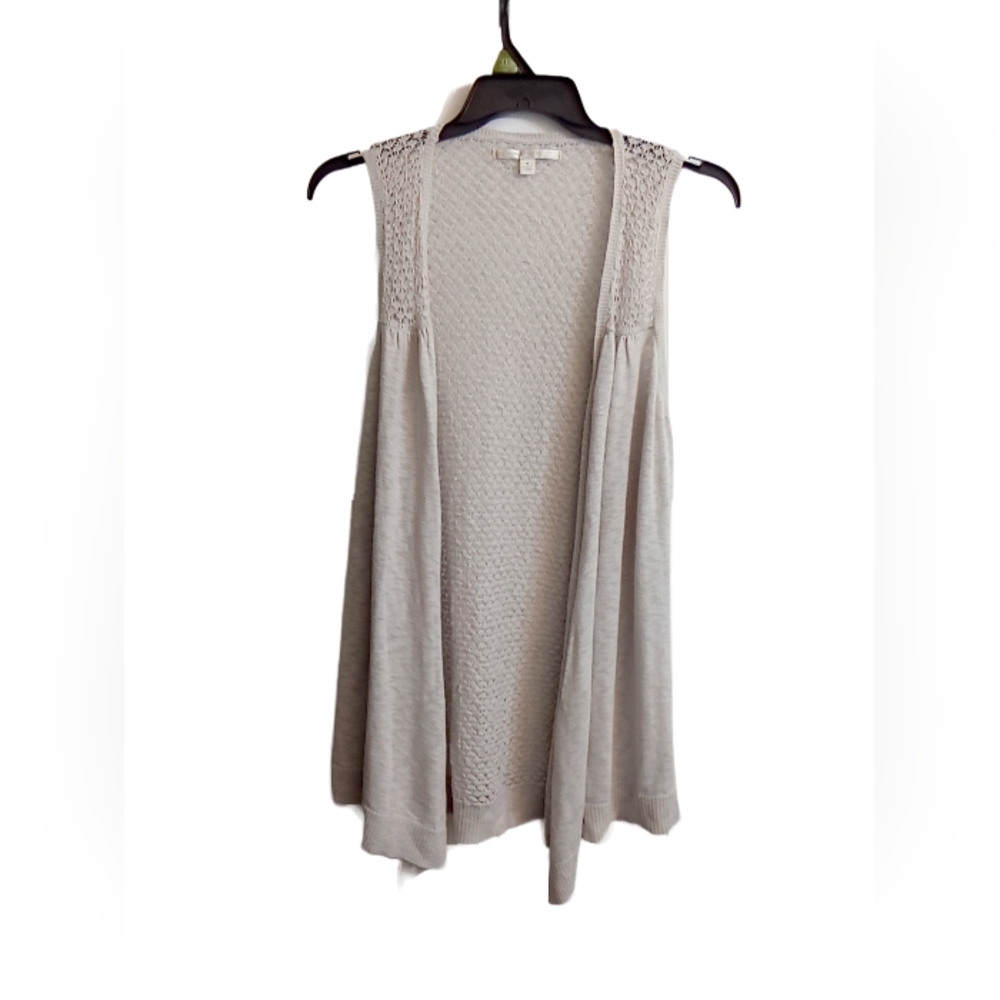 Lauren Conrad women M knit tunic vest.